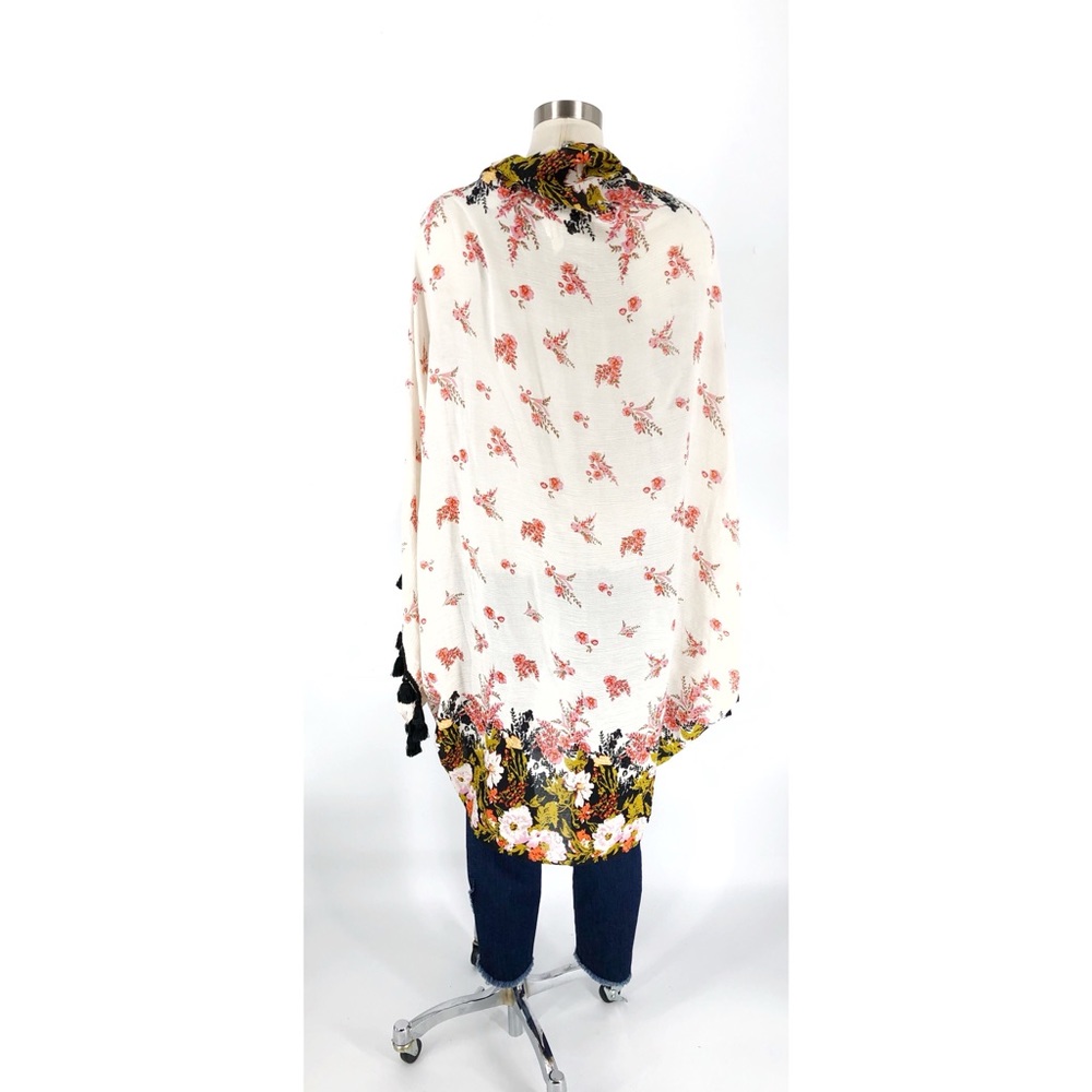 Free People Bali Wrapped In Blooms Kimono - Picture 3 of 3